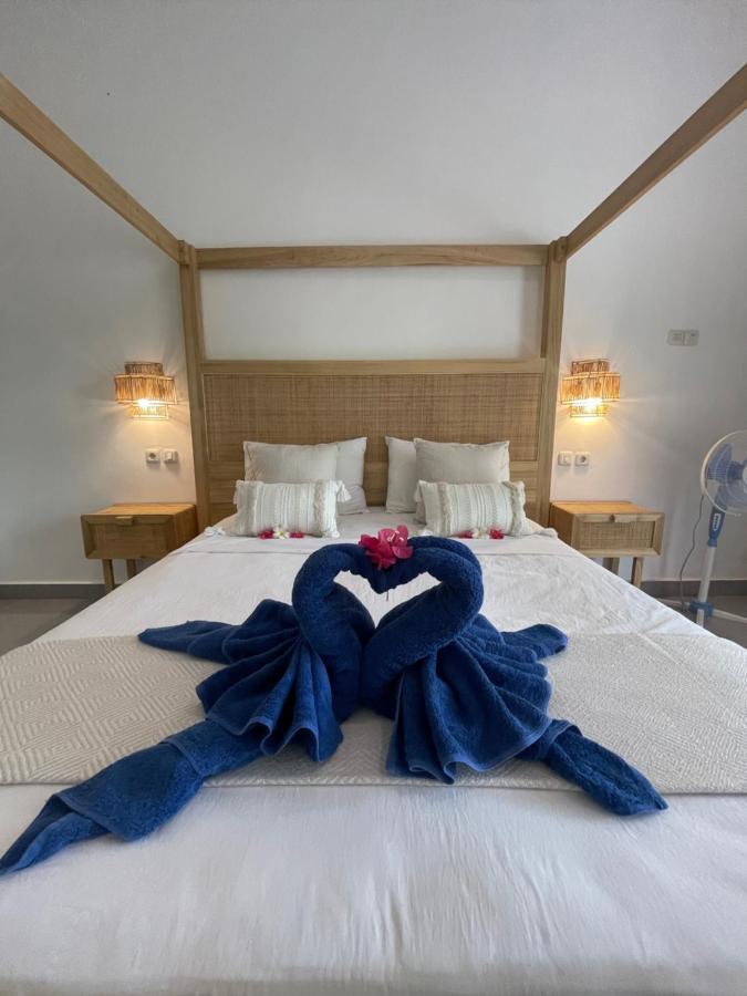 Blue Emocean Dive Resort Moyo Island Екстер'єр фото